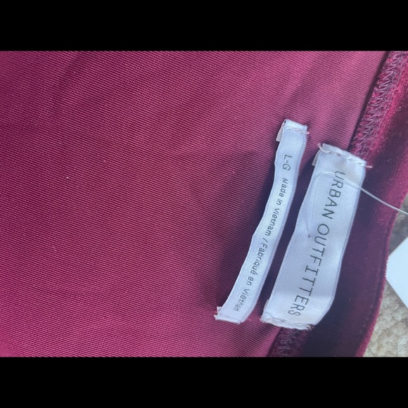 URBAN OUTFITTERS VELVET TOP - Picture 4 of 4